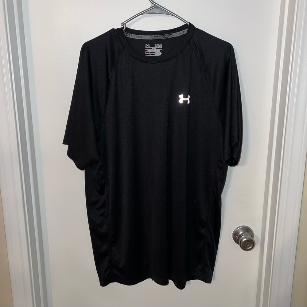 🍀4 for 25🍀 Under Armour | Black Short Sleeve Athletic Tee